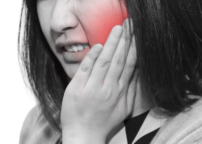 כאבים לאחר השתלת שיניים - תמונה לדוגמה